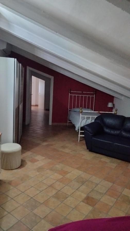 Mansarda Viti - Sguardo Su Frontone - Apartment Exterior foto